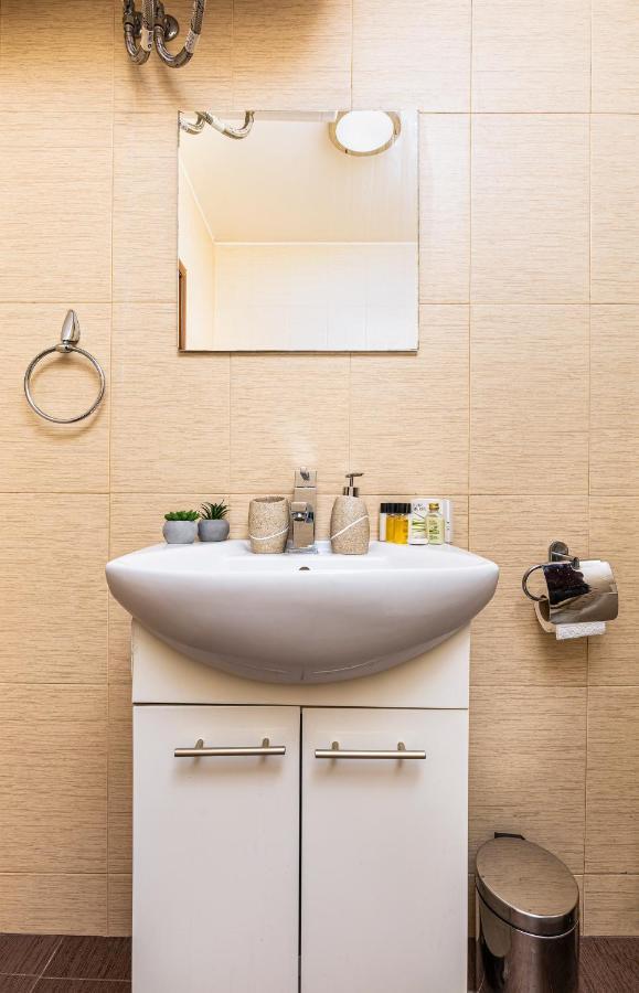 The Walnut 2Bd Apartment 플로브디프 외부 사진